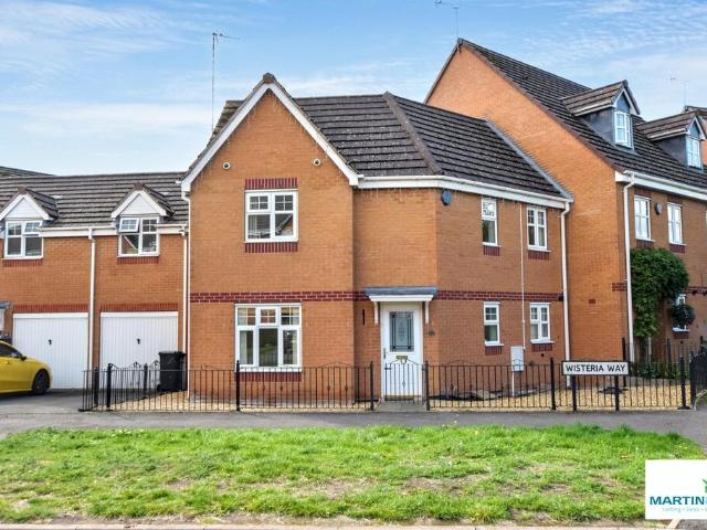 House for sale in Nuneaton, Nuneaton and Bedworth