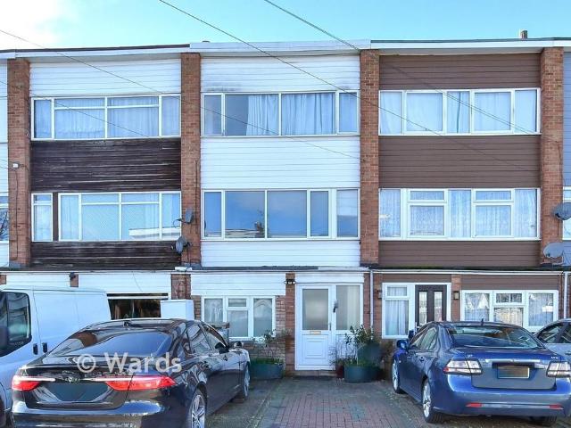House for sale in Oad Street, Kent