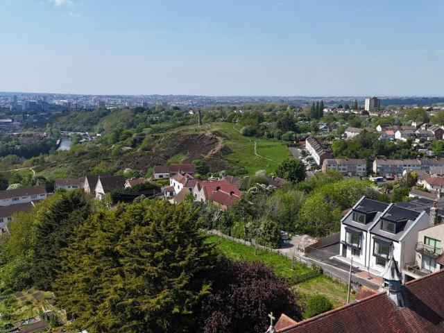 House for sale in Feckenham, City Of Bristol