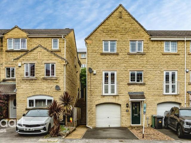 House for sale in Longwood, Kirklees