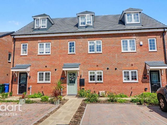 House for sale in Hatfield, South Yorkshire