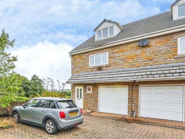 House for sale in West Yorkshire