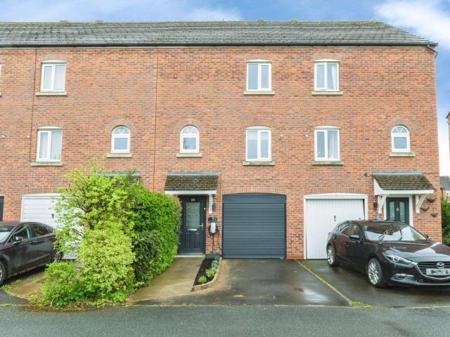 House for sale in Cabus, Lancashire