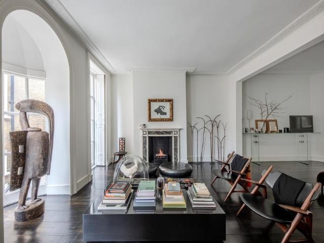 House for sale in Victoria, Greater London