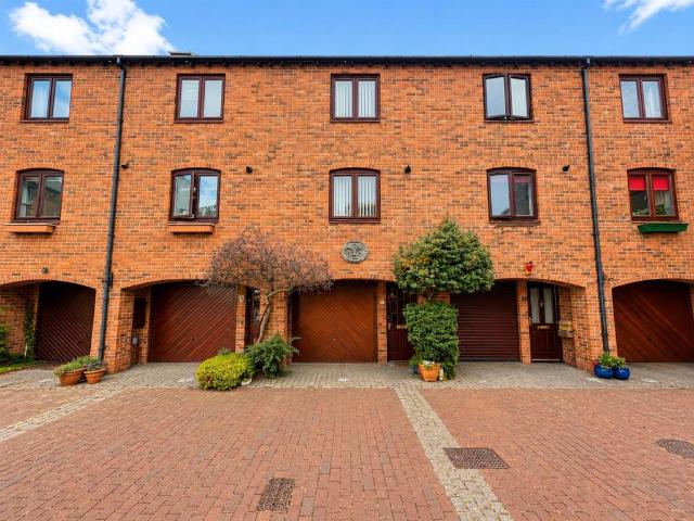 House for sale in Fairfield, Wychavon