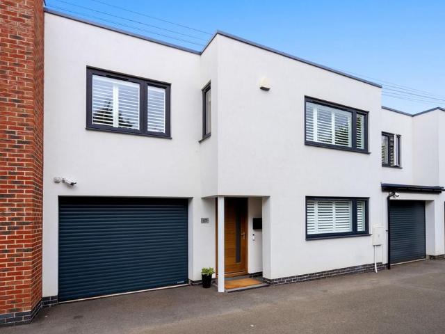 House for sale in Golden Valley, Gloucestershire