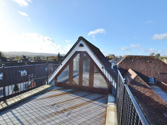 House for sale in Littlecote, West Sussex