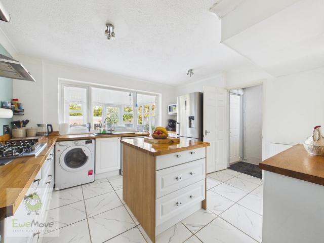 House for sale in Strood, Medway
