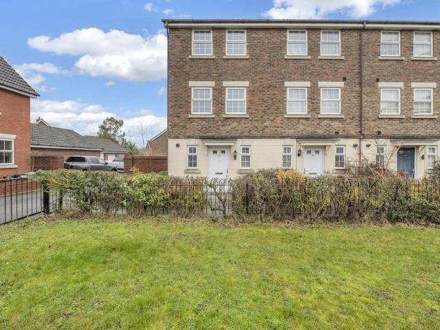 House for sale in Moreton Hall, Chedburgh