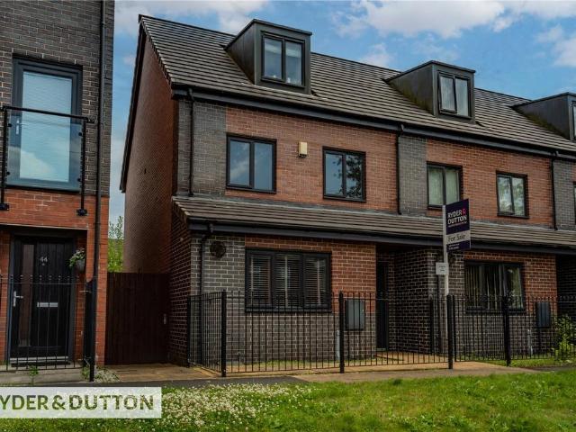 House for sale in Burnedge, Greater Manchester