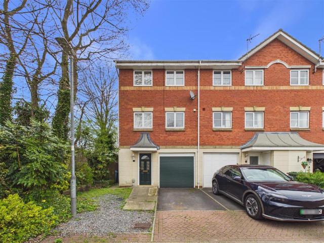 House for sale in Elloughton-cum-Brough, Brough