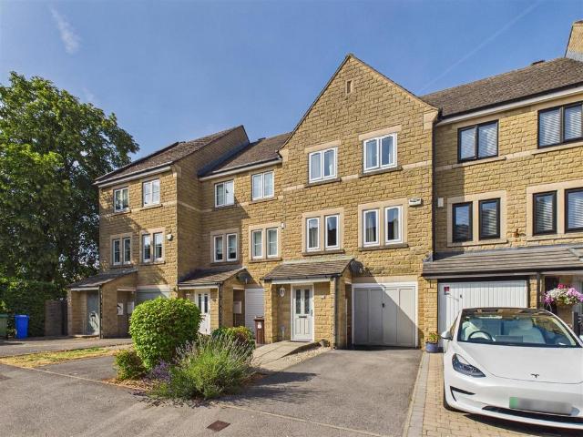 House for sale in Lodge Moor, South Yorkshire