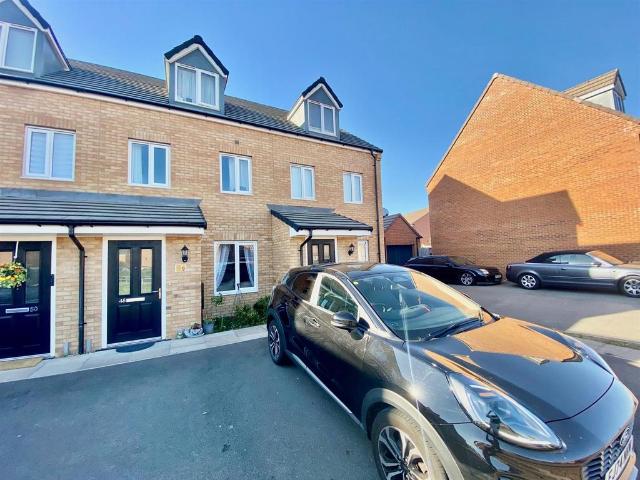 House for sale in Cardea, Peterborough