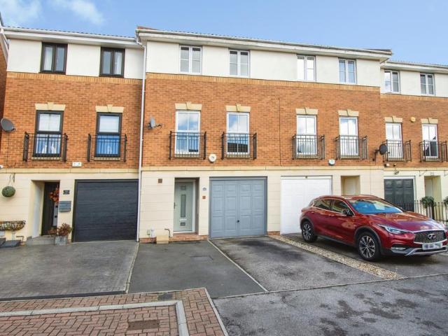 House for sale in Wrenthorpe, Wakefield