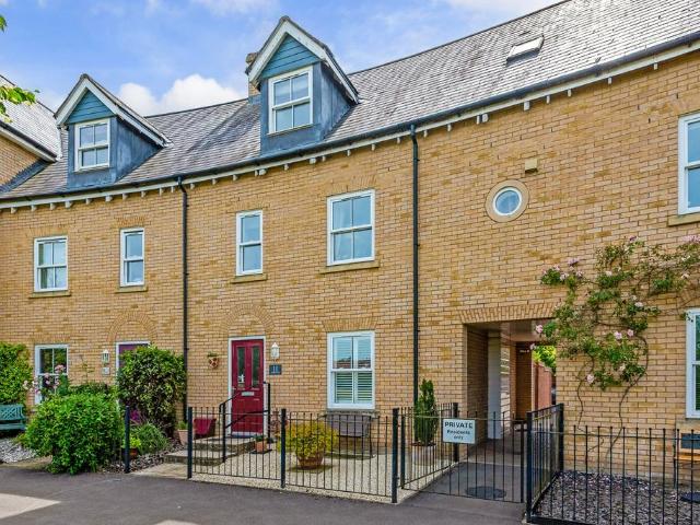 House for sale in Barton Stacey, Hampshire