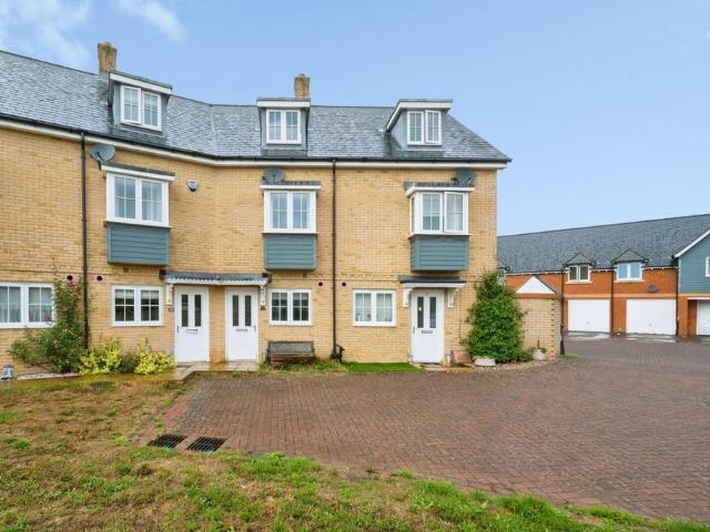 House for sale in Barton Stacey, Hampshire