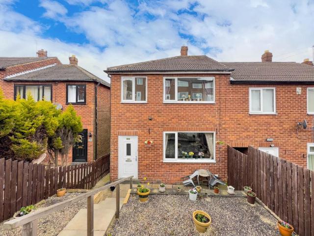House for sale in Firthcliffe, Gomersal