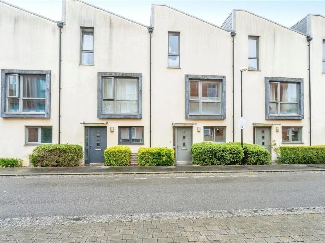 House for sale in Chichester, Littlecote
