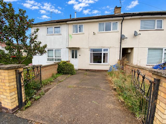 House for sale in Eyres Monsell, Leicester