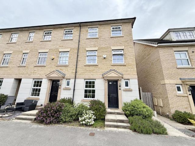 House for sale in Garforth, West Yorkshire