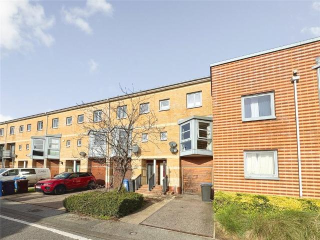 House for sale in Key Street, Suffolk