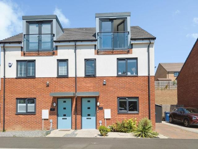 House for sale in Benwell, Tyne And Wear