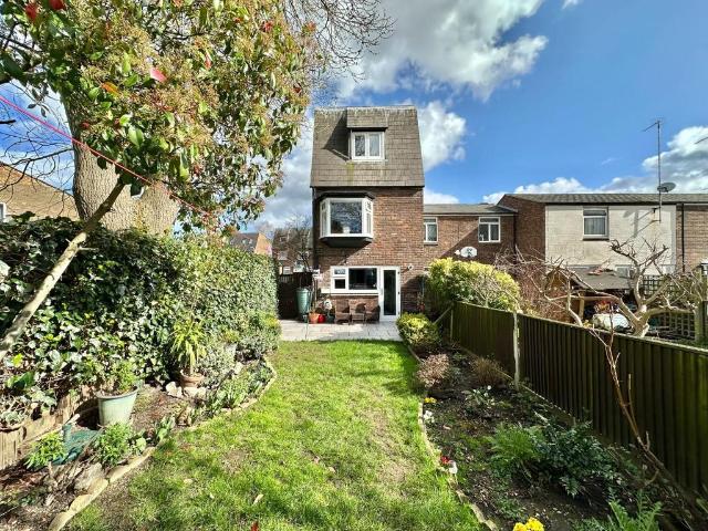House for sale in Hayes, Greater London