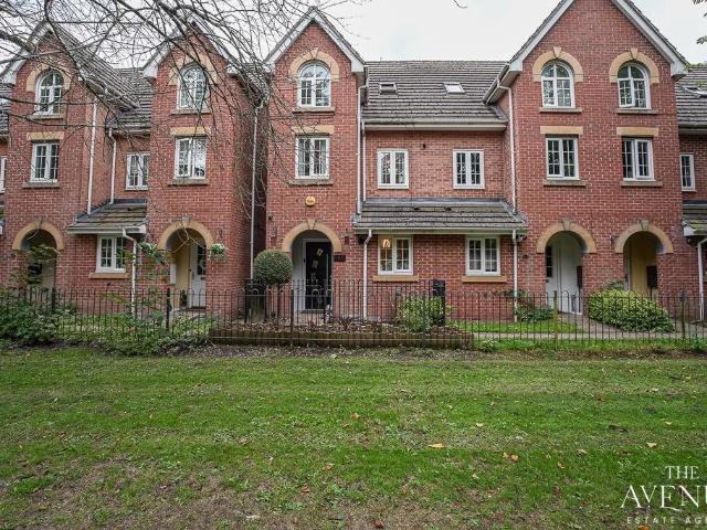 House for sale in Oakhill, Stoke