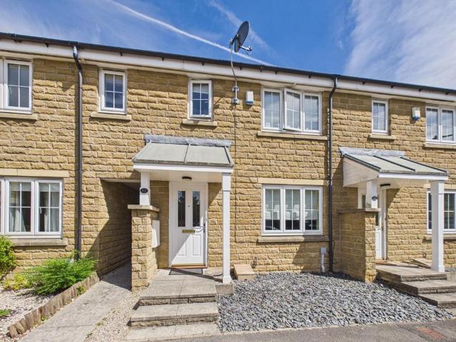 House for sale in Cottingley, West Yorkshire