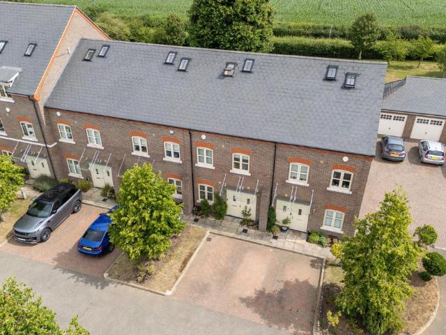 House for sale in Wilstone, Pouchen End