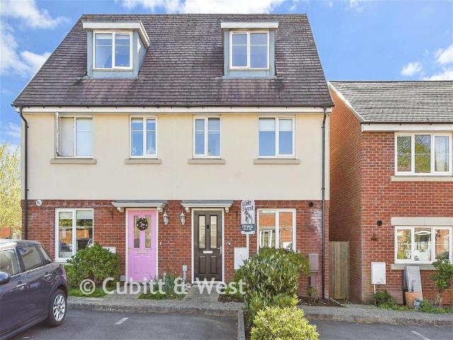 House for sale in Bolton Low Houses, Hampshire