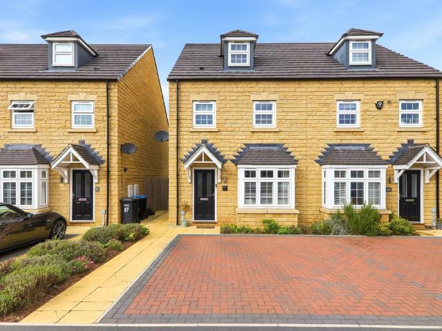 House for sale in Spacey Houses, Pannal