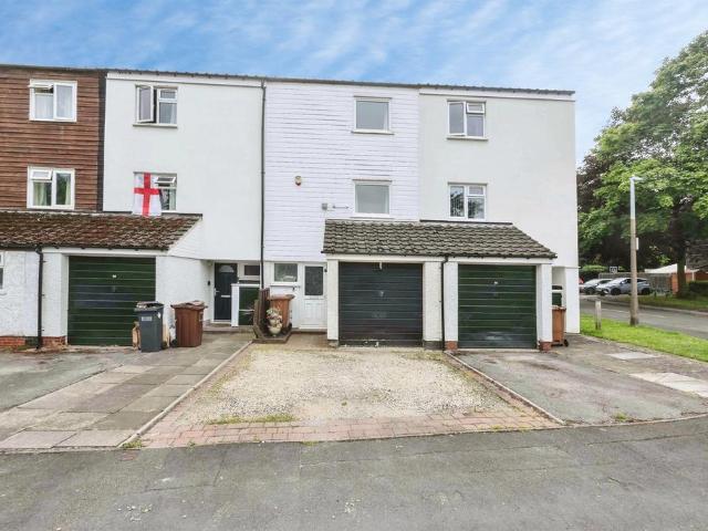 House for sale in Marston Green, West Midlands