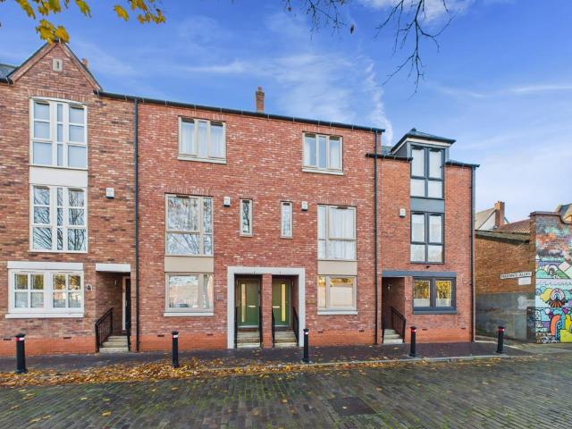 House for sale in Old Town, Hull