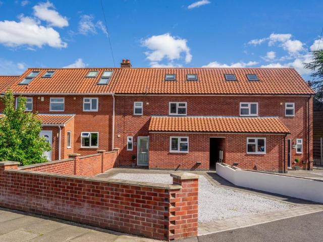 House for sale in Bishopthorpe, York