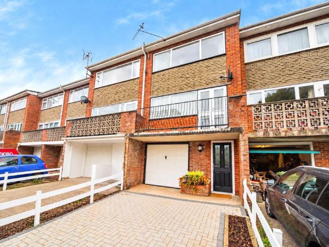 House for sale in Old Shirley, Southampton