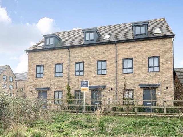 House for sale in North Wroughton, Swindon