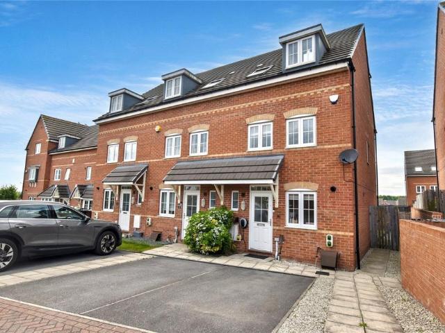 House for sale in West Yorkshire