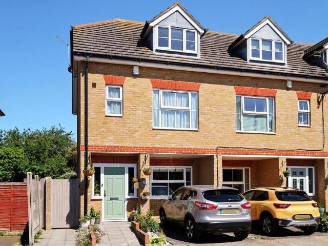 House for sale in Thurston Park, The Bridge
