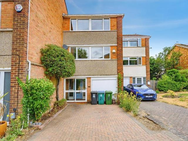 House for sale in Kingswood, North Watford