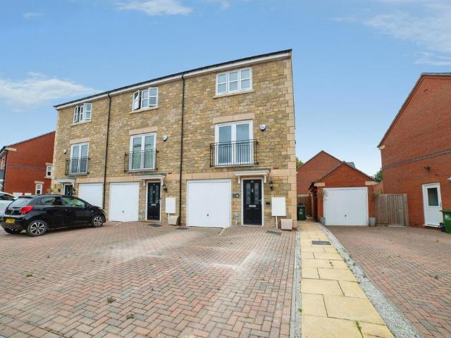 House for sale in Kedleston, East Midlands
