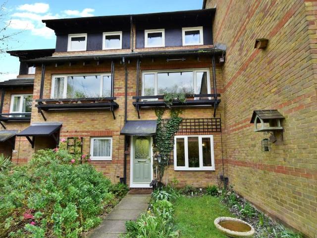 House for sale in Cowley, Greater London