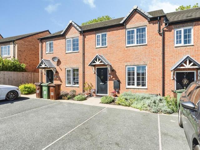 House for sale in Ferrybridge, West Yorkshire