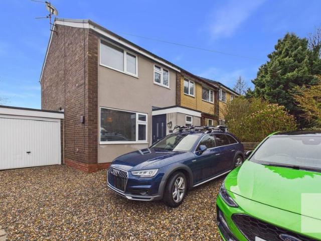 House for sale in Nuttall, Bury