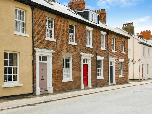 House for sale in Whitby, North Yorkshire