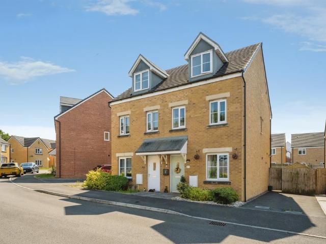 House for sale in Gorseinon, Wales