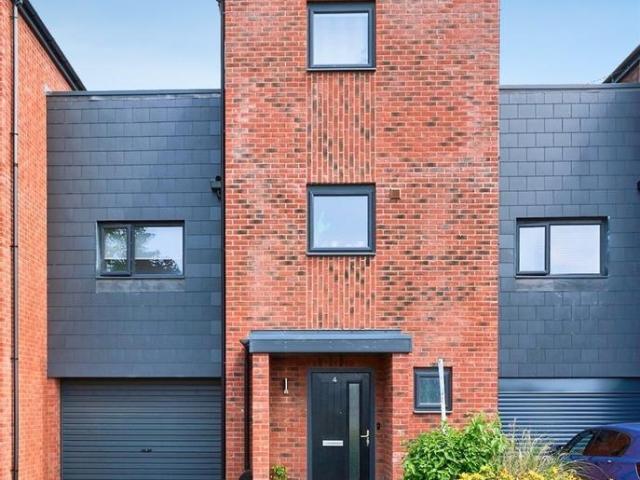 House for sale in Wednesfield, West Midlands