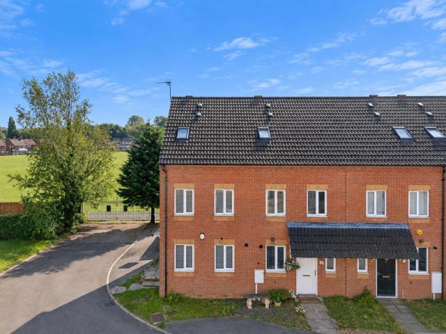 House for sale in Dalestorth, East Midlands