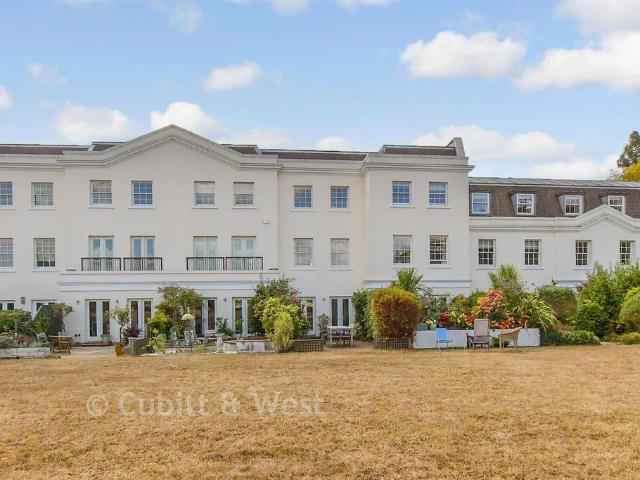 House for sale in Arundel, Clapham