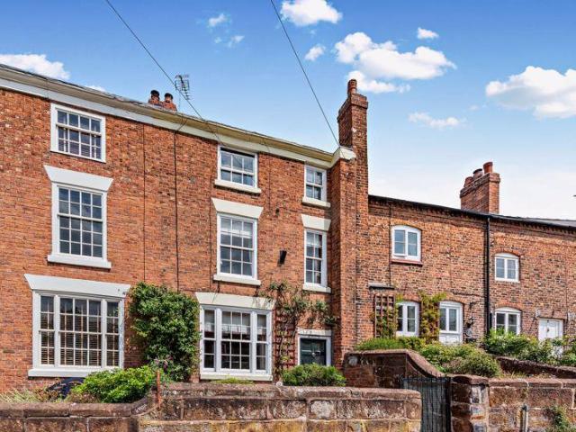 House for sale in Crewe by Farndon, Isle Of Man